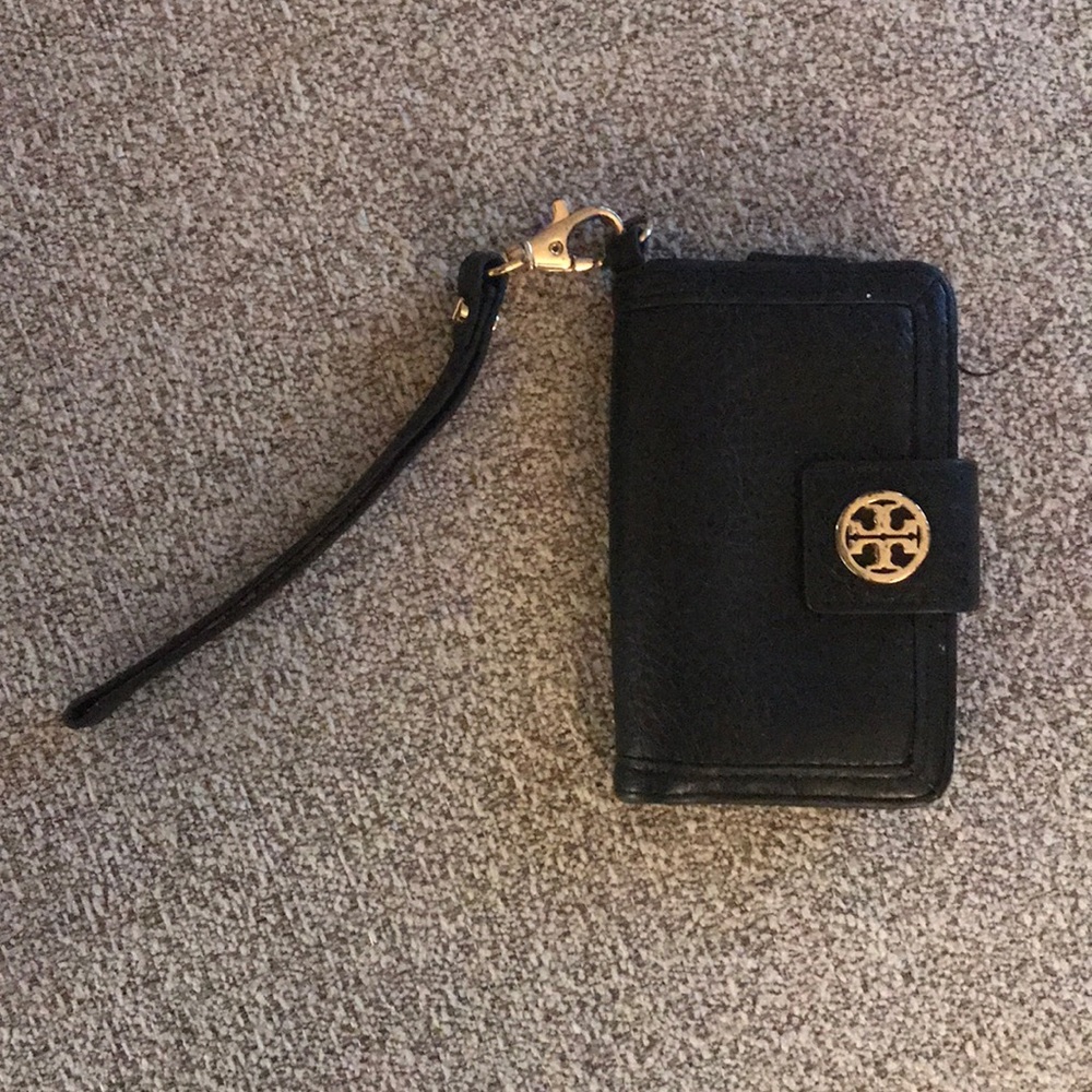 Wallet/phone case wristlet